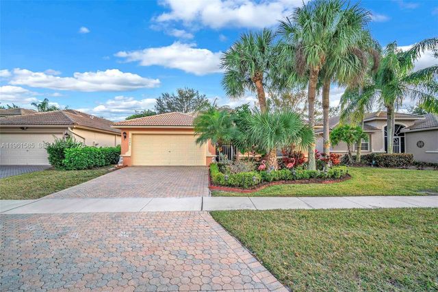 8046 Duomo Cir, Boynton Beach, FL 33472