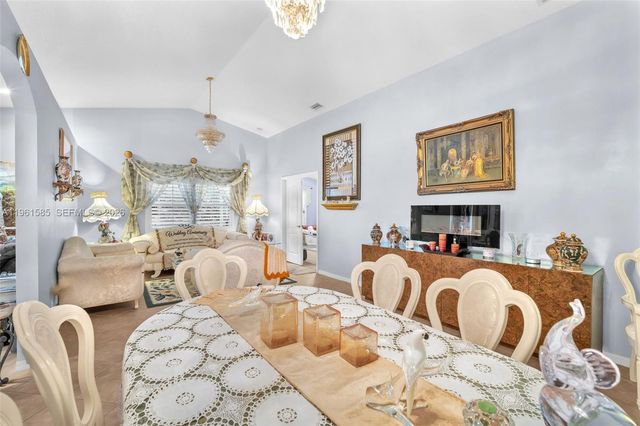 8046 Duomo Cir, Boynton Beach, FL 33472