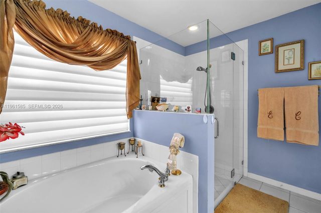 8046 Duomo Cir, Boynton Beach, FL 33472