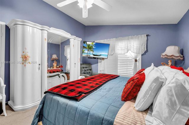 8046 Duomo Cir, Boynton Beach, FL 33472