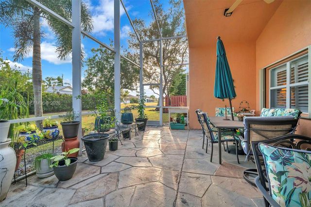 8046 Duomo Cir, Boynton Beach, FL 33472