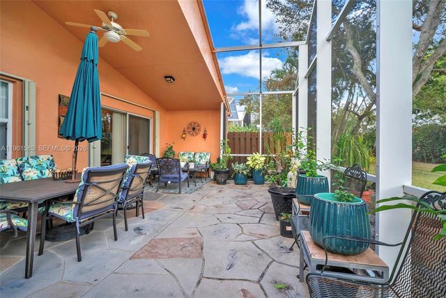 8046 Duomo Cir, Boynton Beach, FL 33472