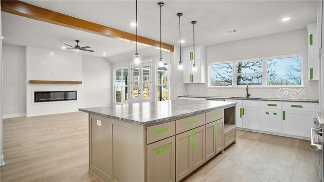 8460 Pleasant Valley Road, Decatur, AR 72734