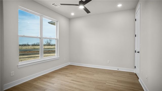 8460 Pleasant Valley Road, Decatur, AR 72734