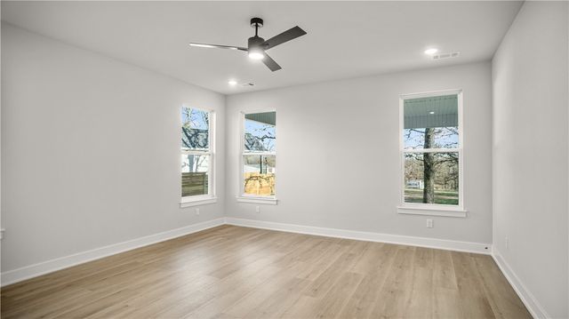 8460 Pleasant Valley Road, Decatur, AR 72734