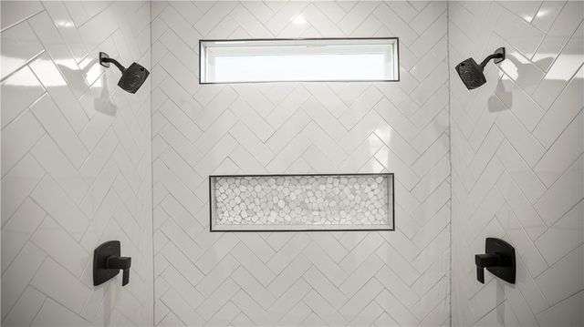 8460 Pleasant Valley Road, Decatur, AR 72734