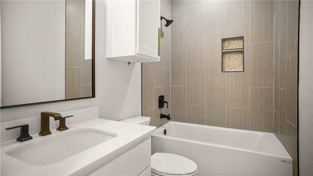 8460 Pleasant Valley Road, Decatur, AR 72734