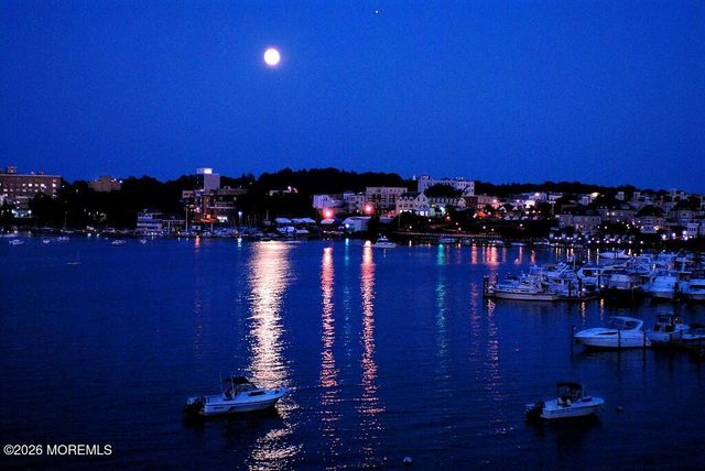 9 Johnny Court, Red Bank, NJ 07701