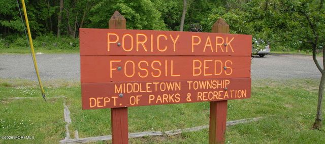 9 Johnny Court, Red Bank, NJ 07701