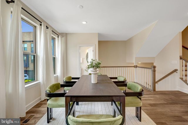 45369 DAVENO SQ, Sterling, VA 20164