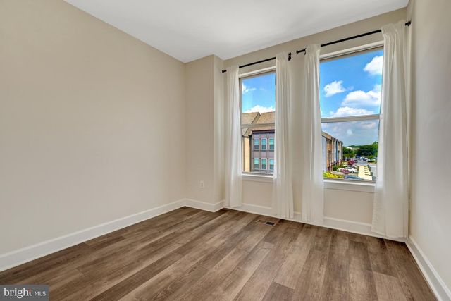 45369 DAVENO SQ, Sterling, VA 20164