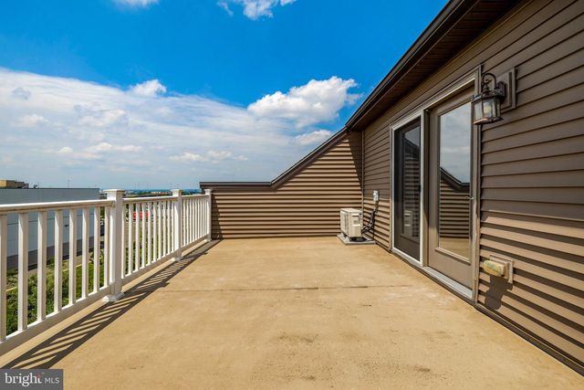 45369 DAVENO SQ, Sterling, VA 20164