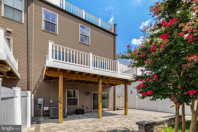 45369 DAVENO SQ, Sterling, VA 20164