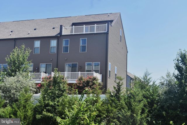 45369 DAVENO SQ, Sterling, VA 20164