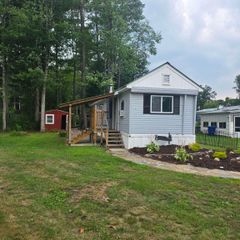 26 Blue Jay Court, Keene, NH 03431