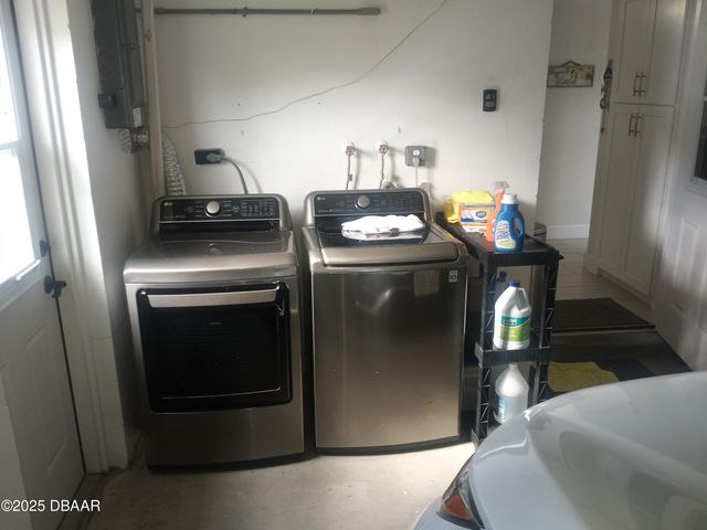 1203 Harbour Point Drive, Port Orange, FL 32127