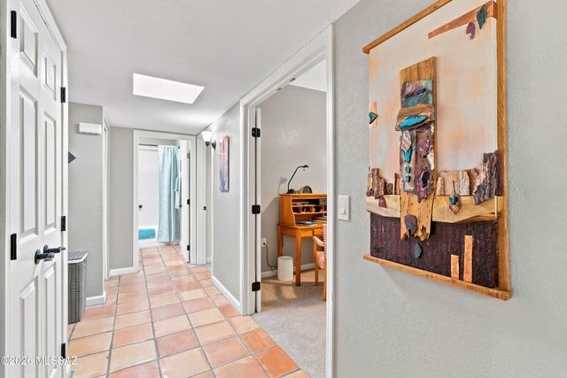 8564 N Candlewood Loop, Tucson, AZ 85704