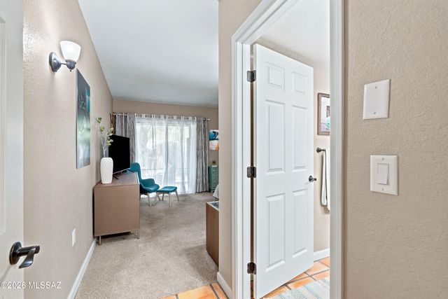 8564 N Candlewood Loop, Tucson, AZ 85704