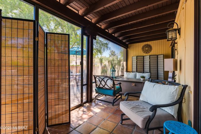 8564 N Candlewood Loop, Tucson, AZ 85704