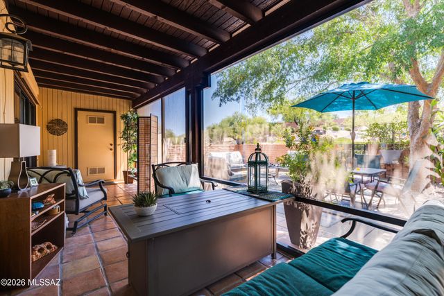 8564 N Candlewood Loop, Tucson, AZ 85704