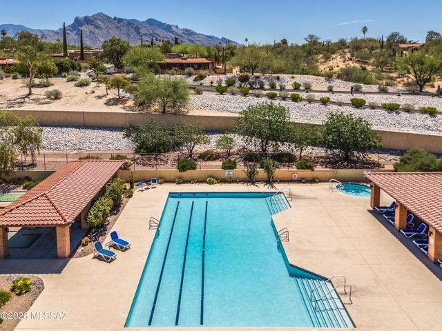 8564 N Candlewood Loop, Tucson, AZ 85704