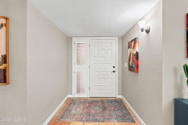 8564 N Candlewood Loop, Tucson, AZ 85704