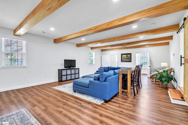 28 Isbell Lane, Greenville, SC 29607