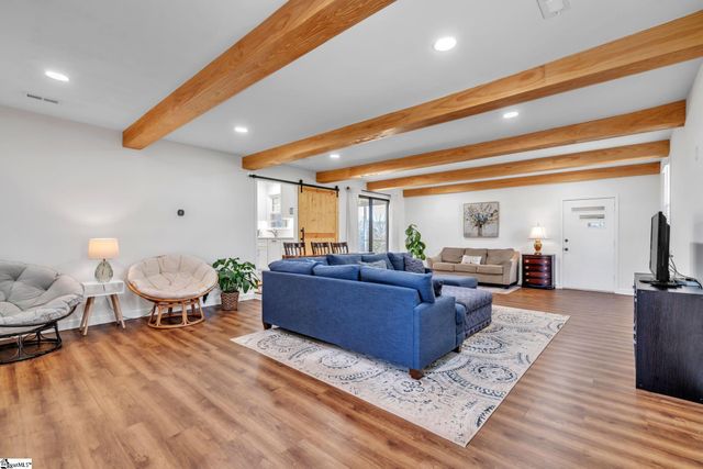 28 Isbell Lane, Greenville, SC 29607