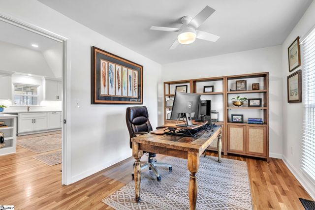 28 Isbell Lane, Greenville, SC 29607