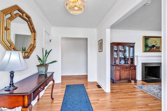 28 Isbell Lane, Greenville, SC 29607