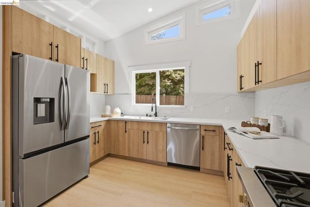 6922 Blake St, El Cerrito, CA 94530