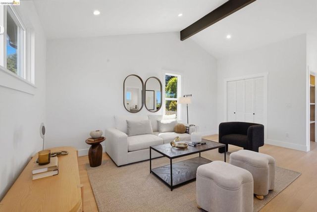 6922 Blake St, El Cerrito, CA 94530