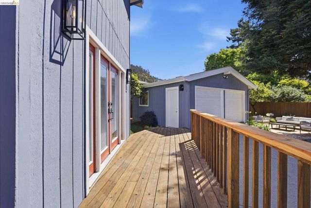 6922 Blake St, El Cerrito, CA 94530