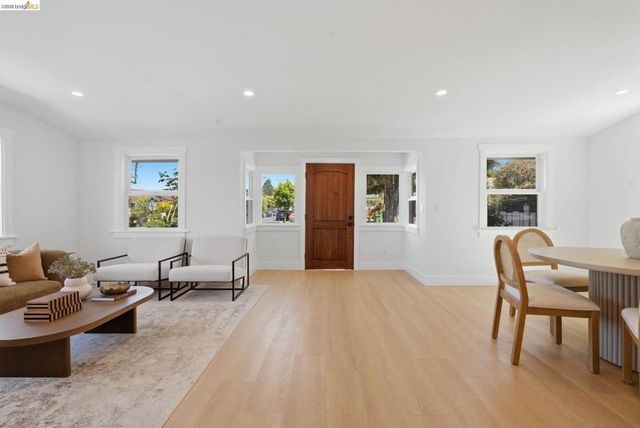 6922 Blake St, El Cerrito, CA 94530