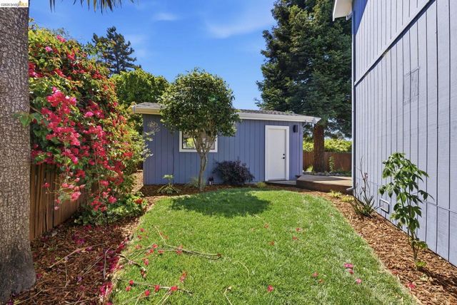 6922 Blake St, El Cerrito, CA 94530