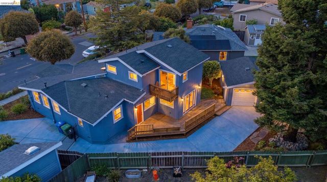 6922 Blake St, El Cerrito, CA 94530