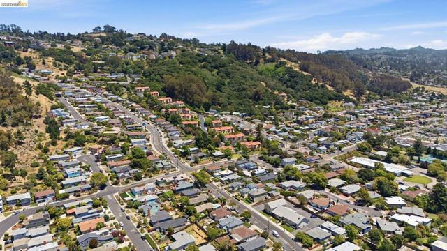 6922 Blake St, El Cerrito, CA 94530