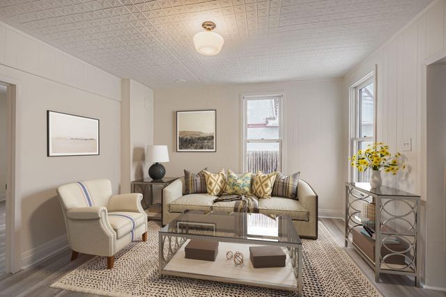 84 Isabel St Street W, Saint Paul, MN 55107