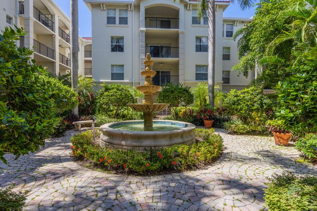 2412 Tuscany Way, Boynton Beach, FL 33435