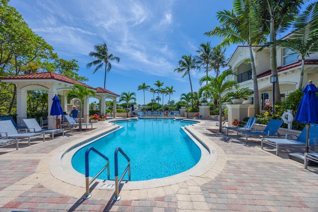 2412 Tuscany Way, Boynton Beach, FL 33435