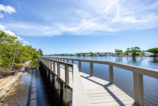 2412 Tuscany Way, Boynton Beach, FL 33435