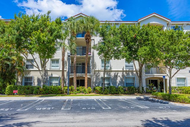 2412 Tuscany Way, Boynton Beach, FL 33435