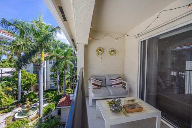 2412 Tuscany Way, Boynton Beach, FL 33435