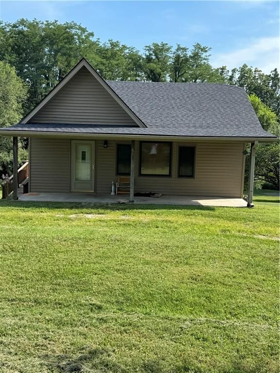 1602 E Joseph Street, St Joseph, MO 64504