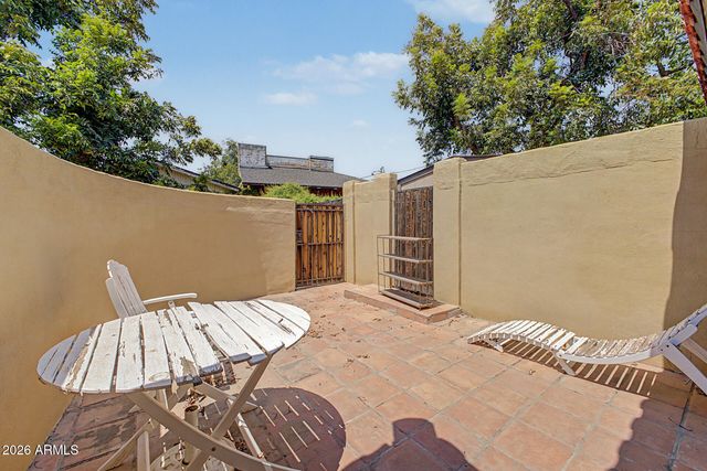 3122 E MONTEROSA Street, Phoenix, AZ 85016