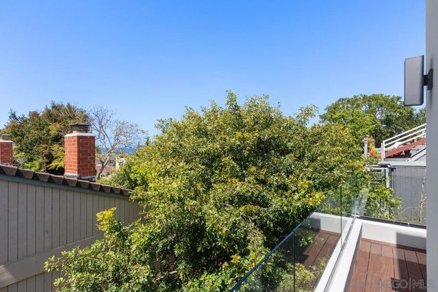 744 Bonair St, La Jolla, CA 92037