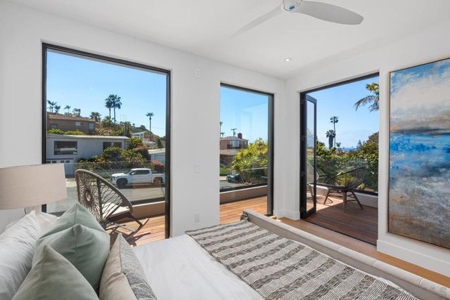 744 Bonair St, La Jolla, CA 92037