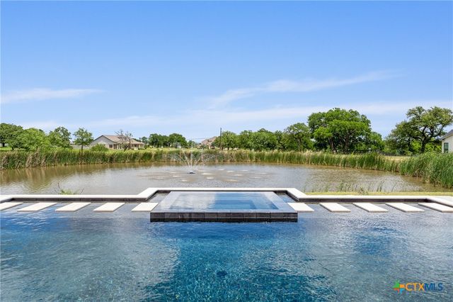 298 Glenview Circle, Belton, TX 76513