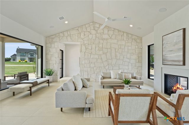 298 Glenview Circle, Belton, TX 76513