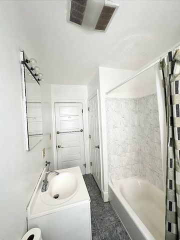 17 Dow Street 2, Somerville, MA 02144